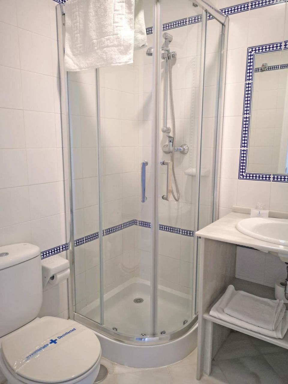 Hostal Bodega Conil De La Frontera Buitenkant foto
