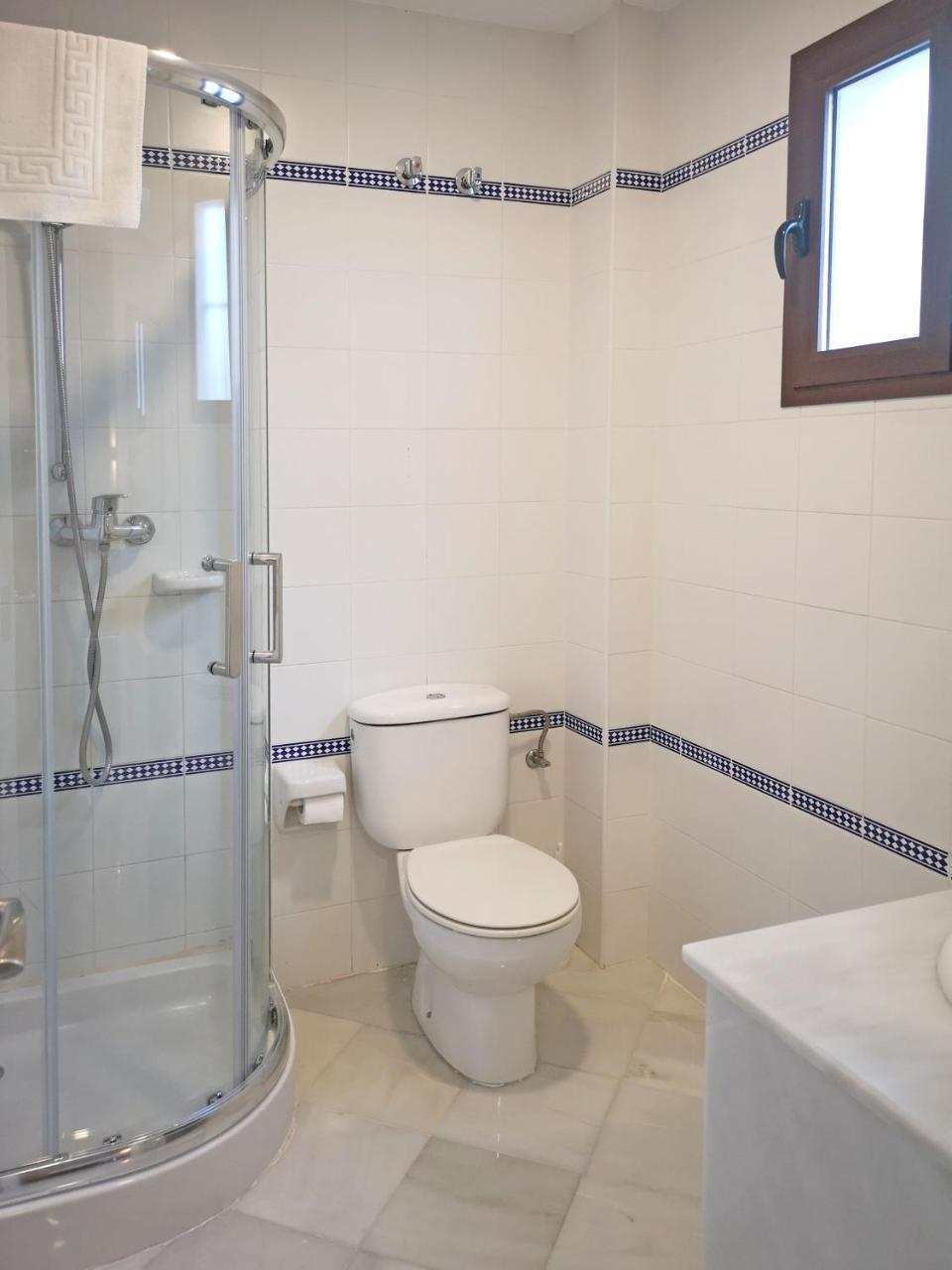 Hostal Bodega Conil De La Frontera Buitenkant foto